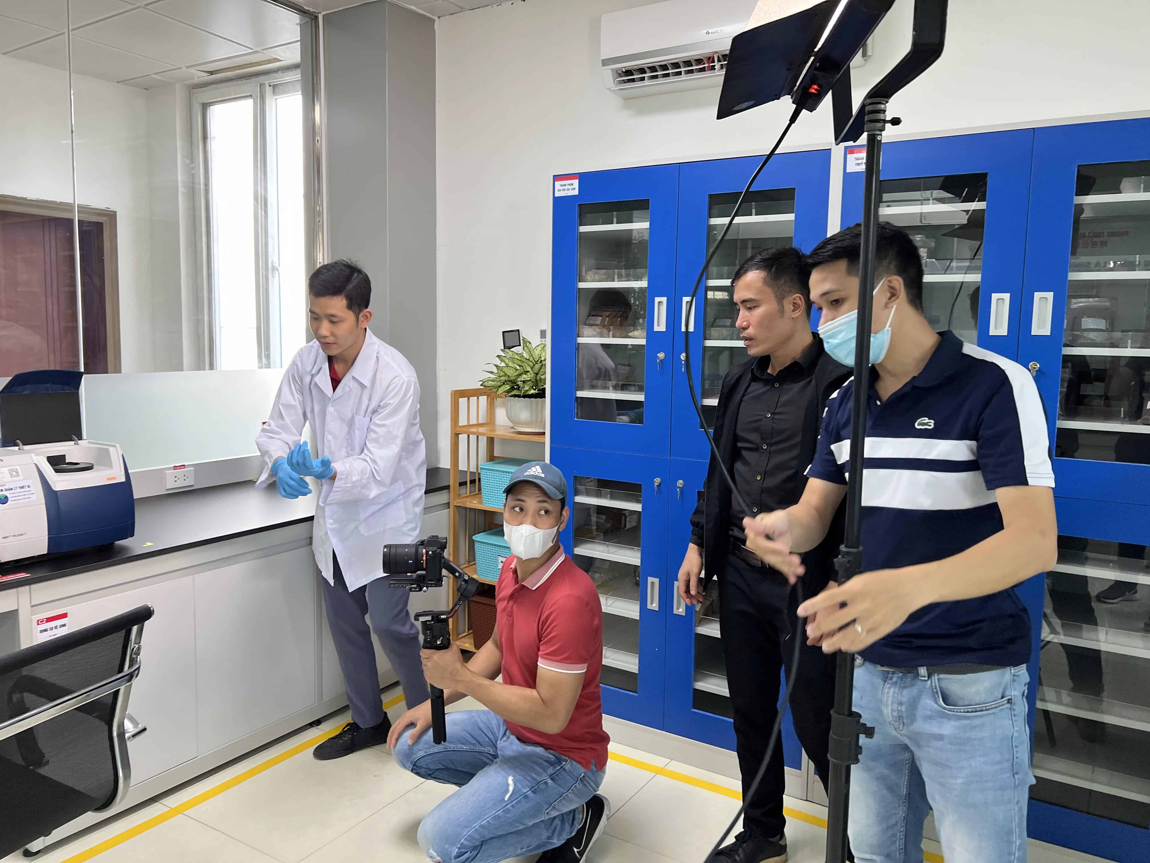 Hậu trường sản xuất phim doanh nghiệp tại nhà máy Green