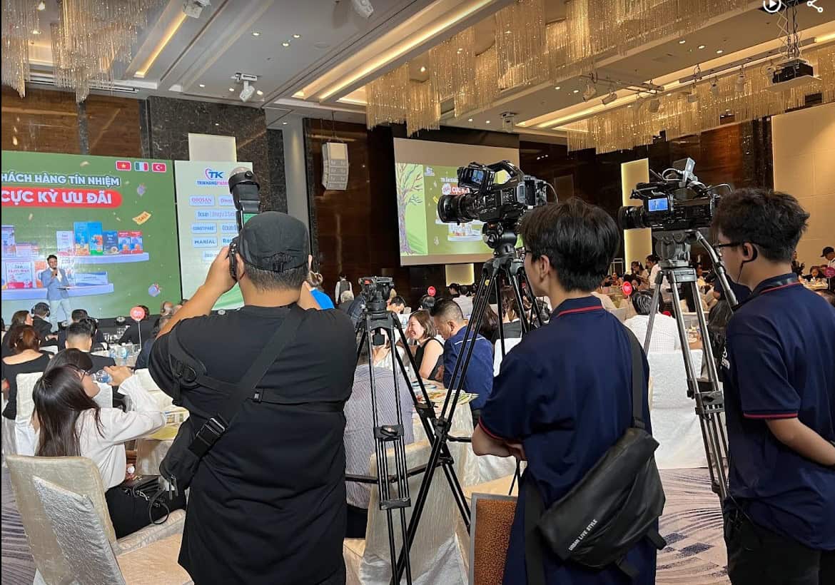 Quay livestream hội thảo trực tuyến