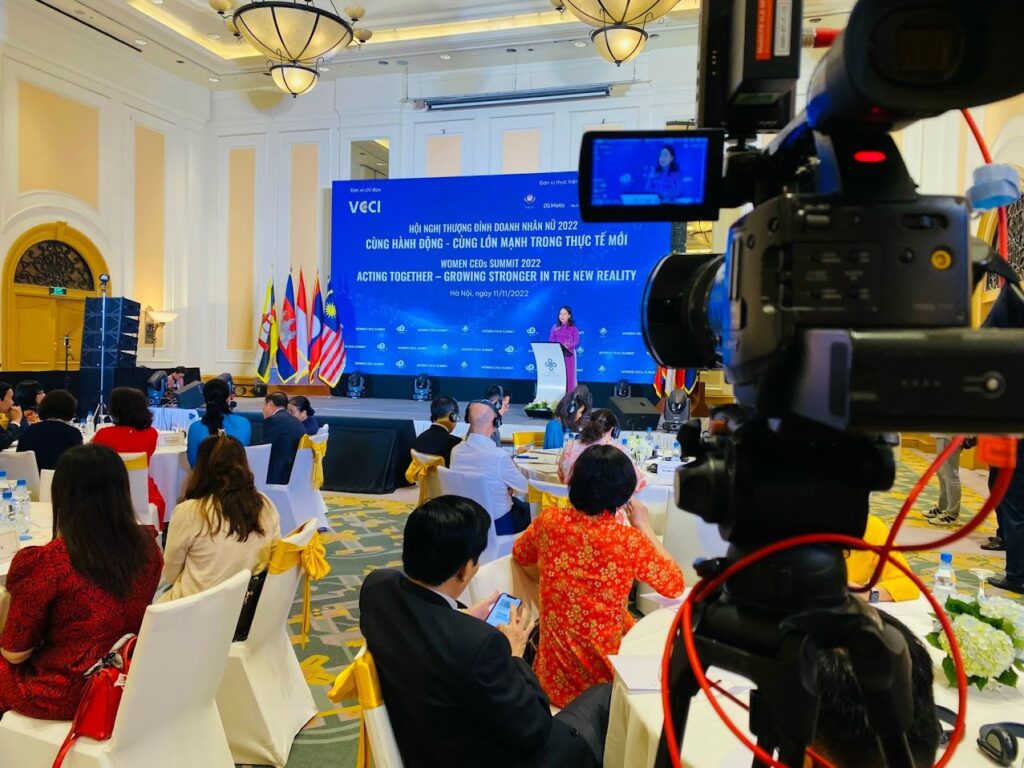 Livestream hội nghị chuyên nghiệp