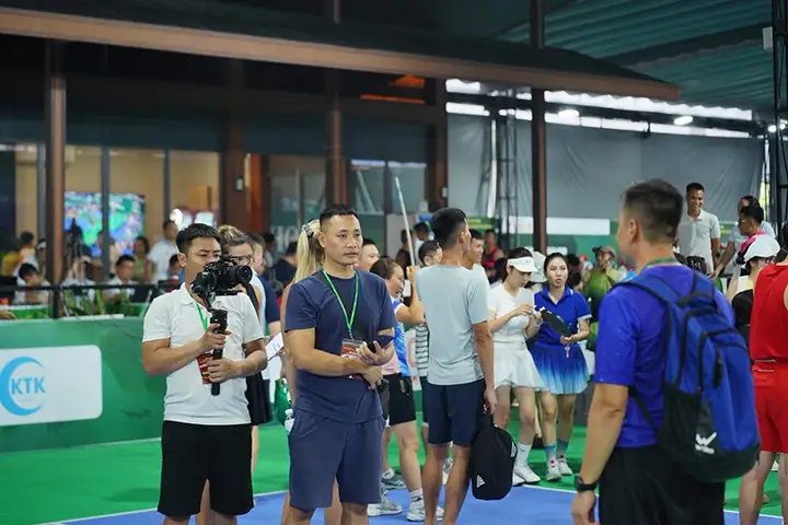 Ekip ProMedia tác nghiệp quay chụp Pickleball tại hiện trường