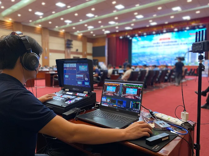 Livestream nhiều máy dùng bàn trộn