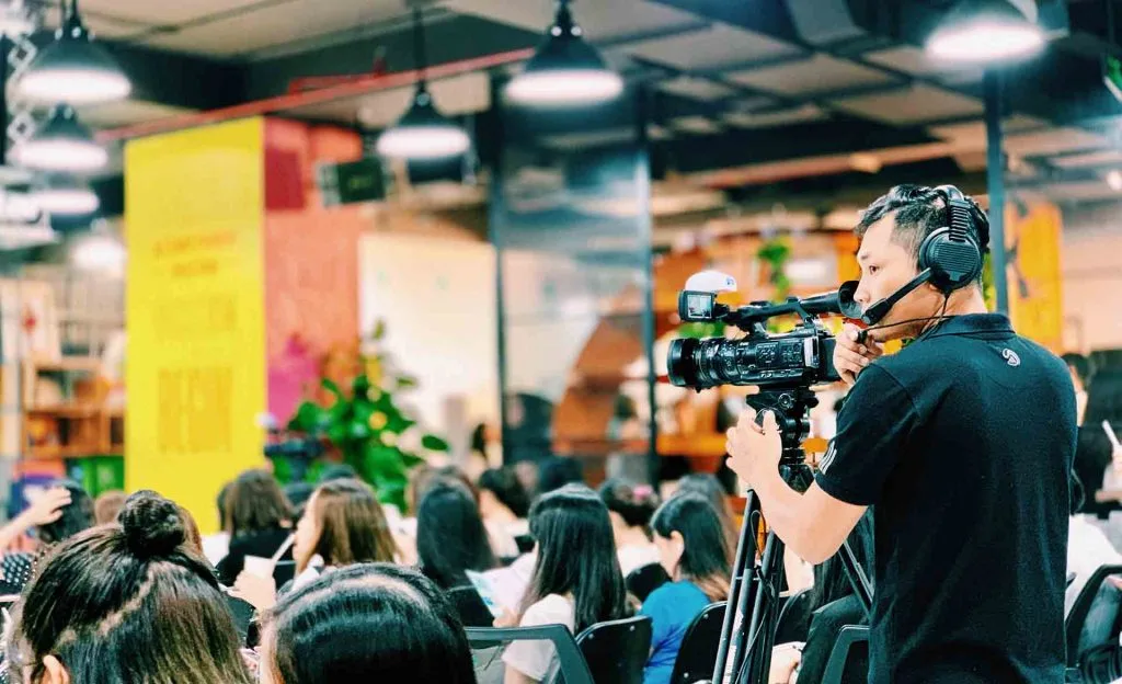 Ekip ProMedia quay sự kiện