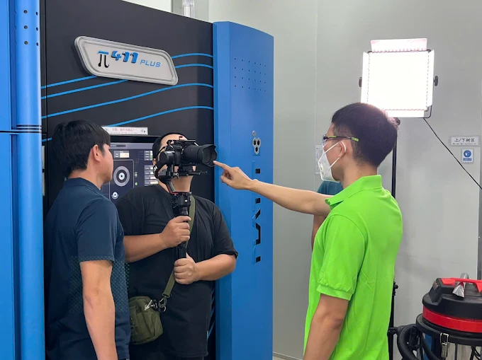 Quay phim tại nhà máy Fulladi