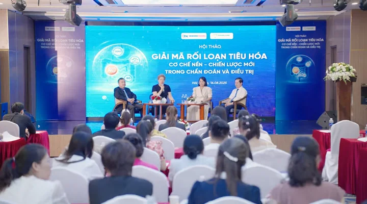 Chụp ảnh hội nghị doanh nghiệp tại Hà Nội