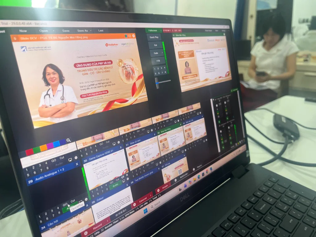 Bàn điều khiển phần mềm vMix Pro quản lý camera, slide thuyết trình và âm thanh livestream y tế