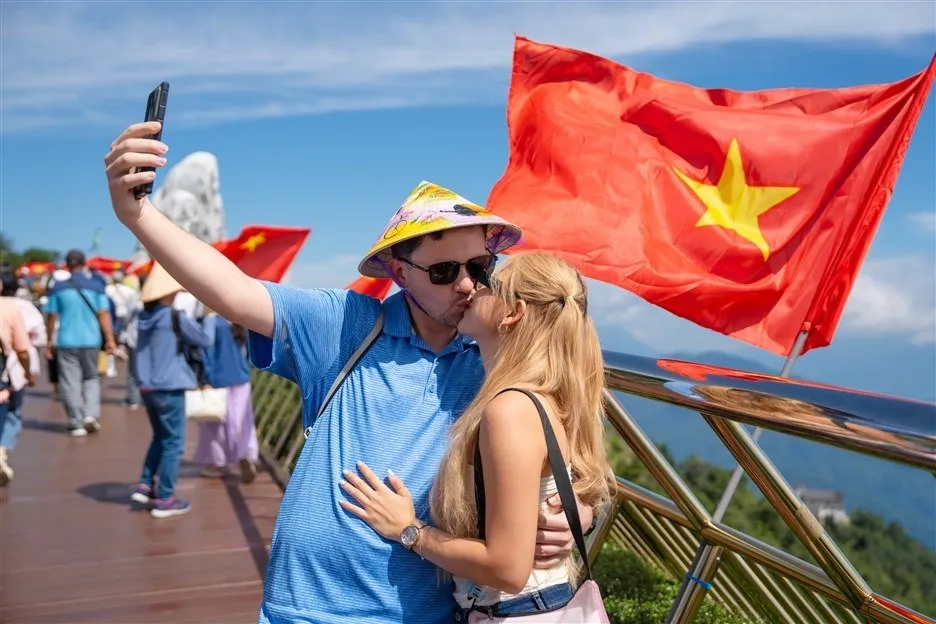 Vietnam Tour Group